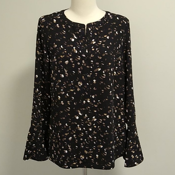 Apt. 9 Tops - Nwt Apt 9 Kohl's bell sleeve patterned black dressy career work church blouse sm